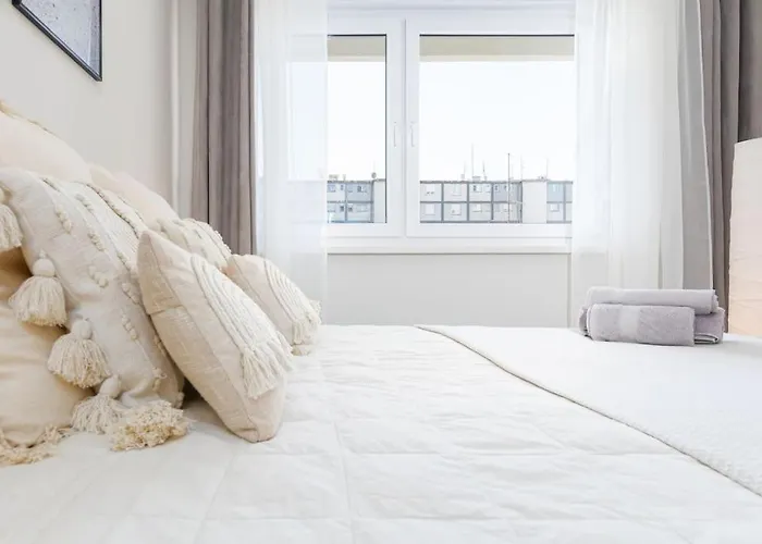 Noa 아파트 풀라